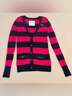 Vintage Abercrombie & Fitch Kids Pink and Navy Blue Striped V-Neck Cardigan Y2K